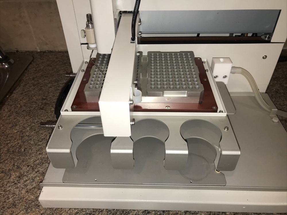 Jasco ASU-800 Auto Sampler