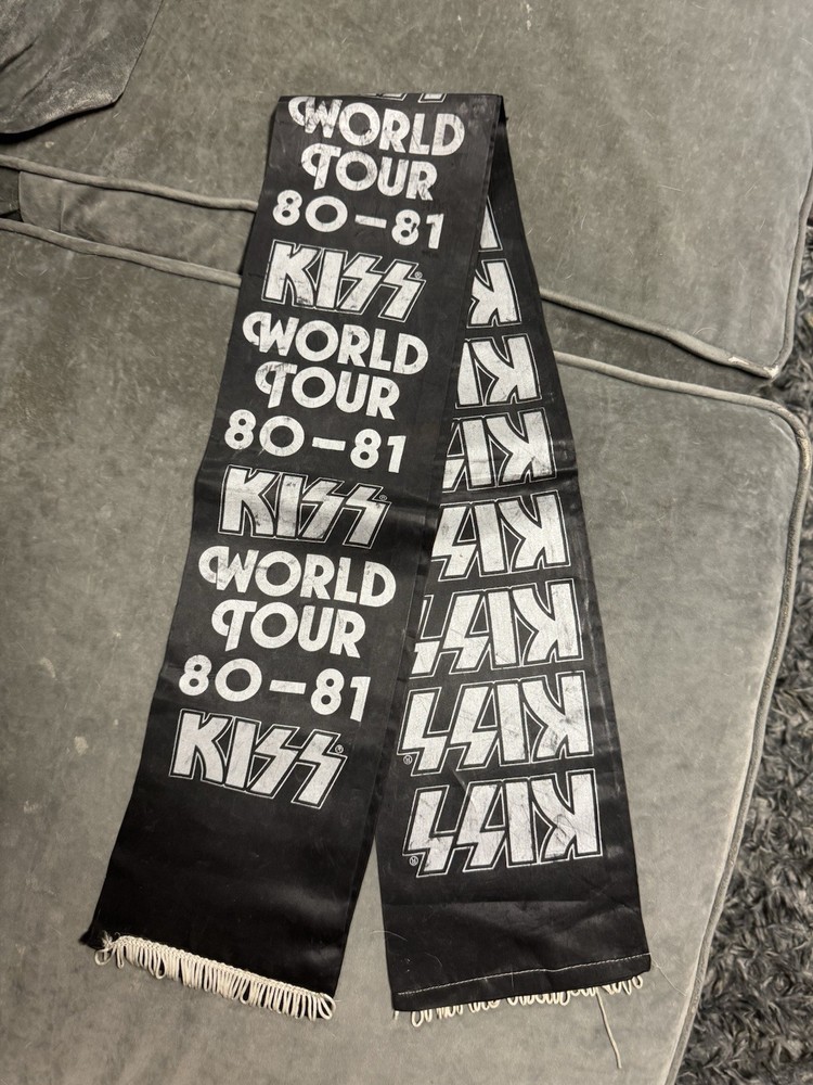 KISS World Tour 80-81 Concert Scarf Banner Black,silver Fringe AustralianAucoin