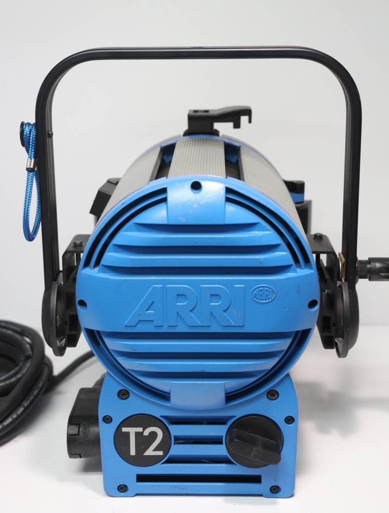 ARRI T2 2000W Tungsten Light, Great Condition