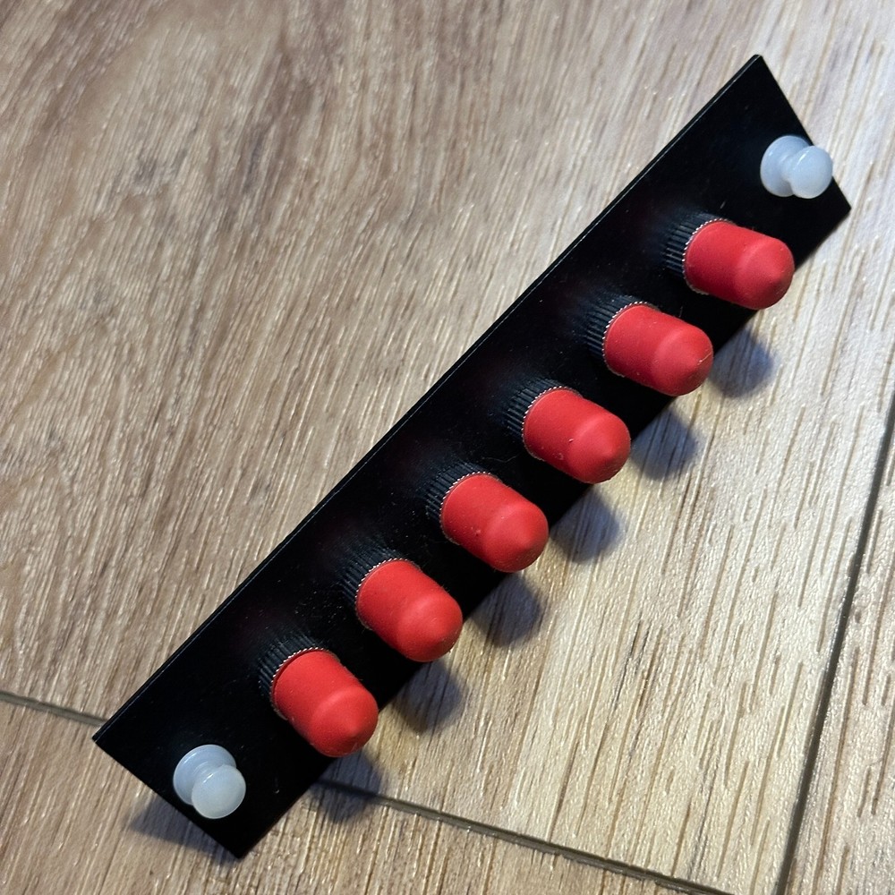 ST Multimode, Simplex, 6 Fiber Panel Red Caps
