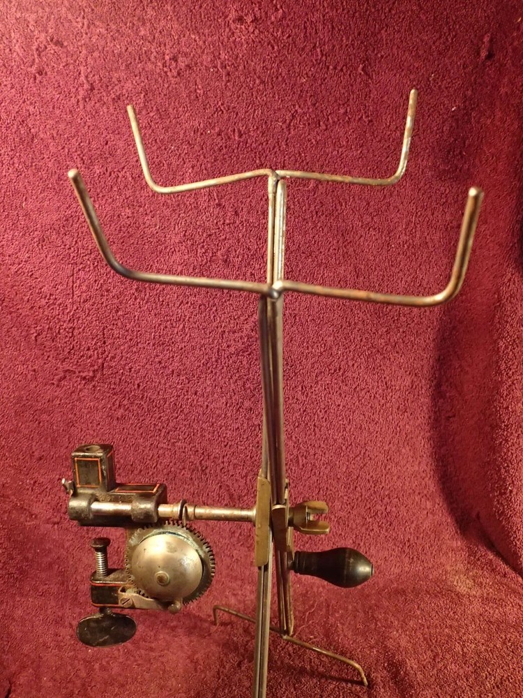 VINTAGE ANTIQUE HAND CRANK WEAVING WINDER ADJUSTABLE WORKING CONDITION
