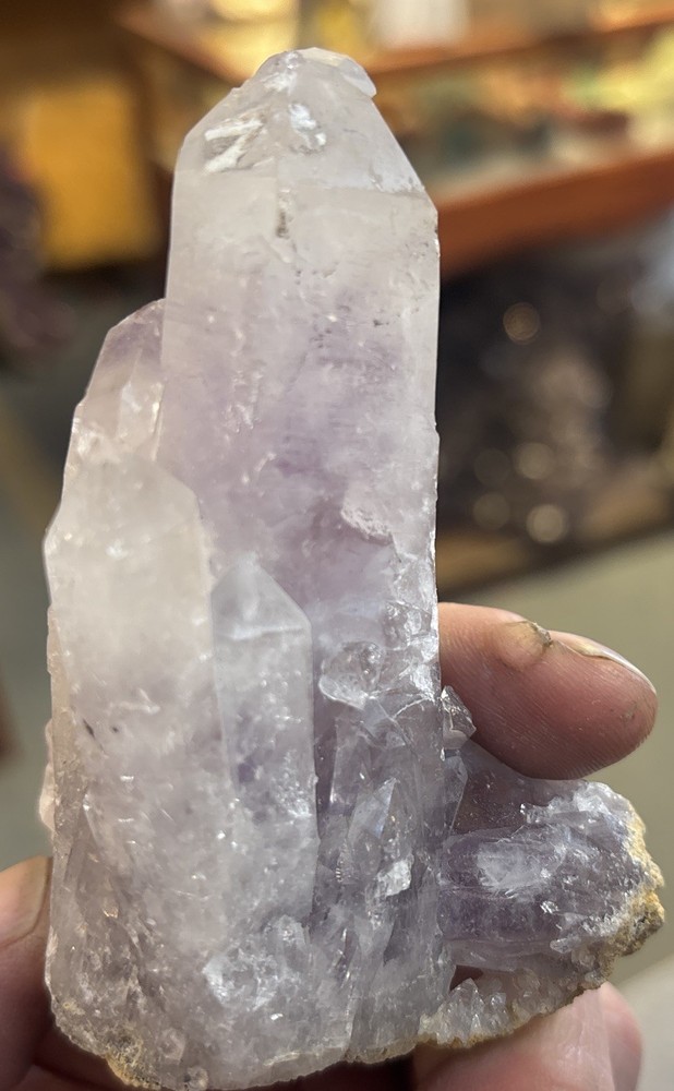 guerrero amethyst 183.8 Grams