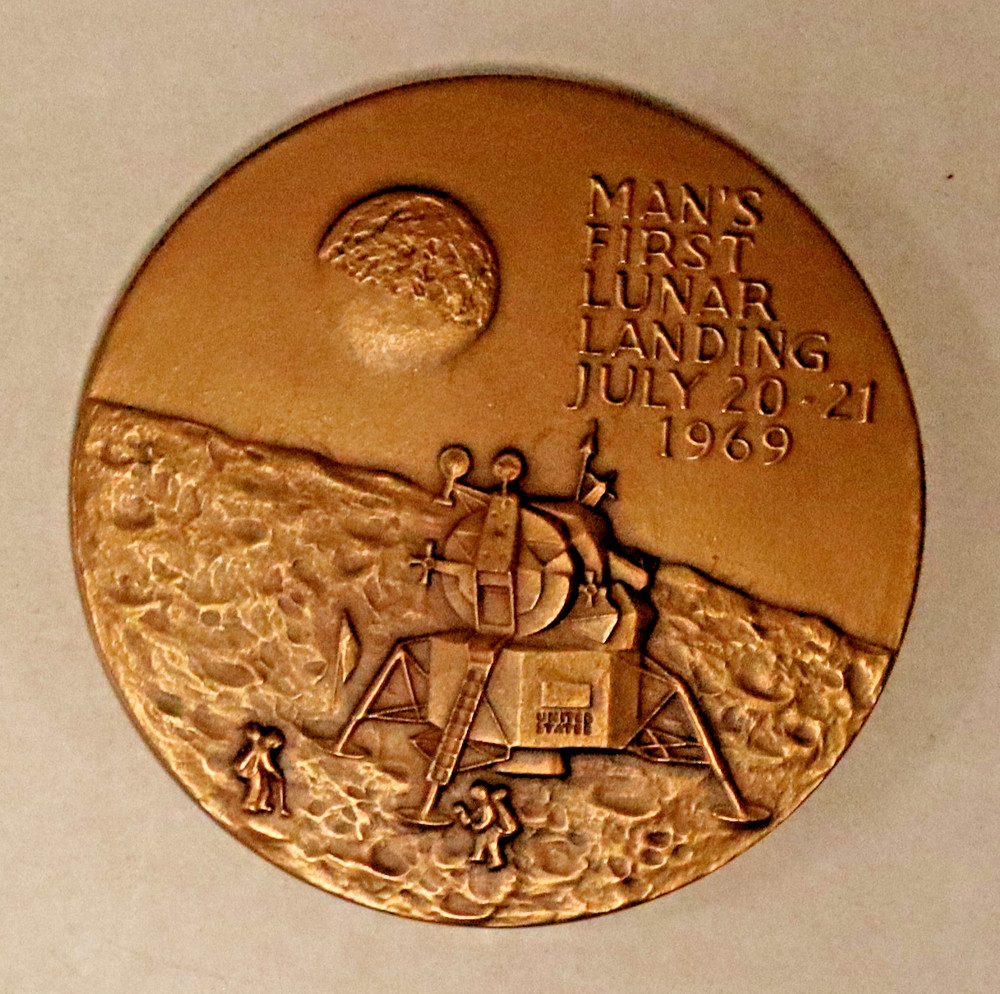 Apollo XI First Man - Medallic Art Bronze Medal