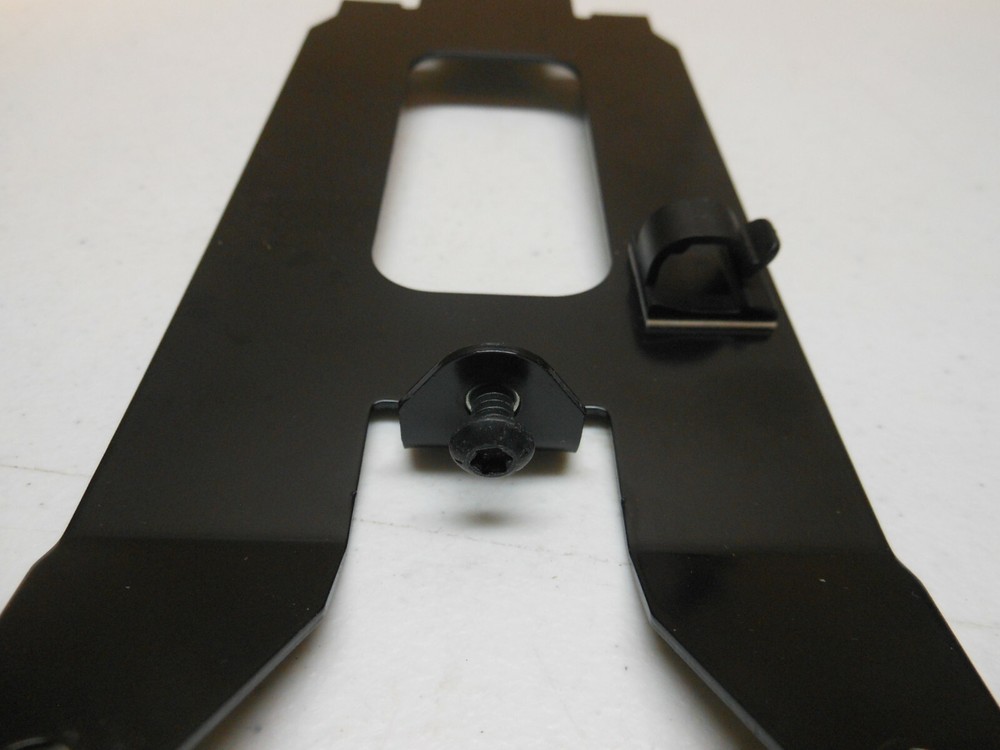 OEM HARLEY '12-13 FLHXSE FLTRXSE CVO MOUNT BRACKET FOR iPOD INTERFACE MODULE