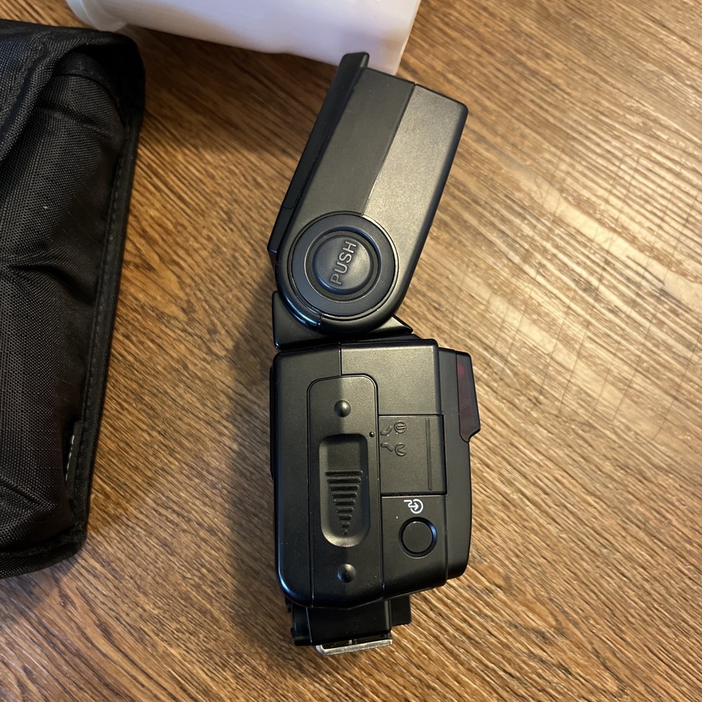 NIKON SPEEDLIGHT SB-600 FLASH