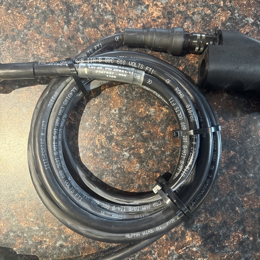 SureFire Hellfighter HID Weapon Light H03328 W/ Mount And Cable