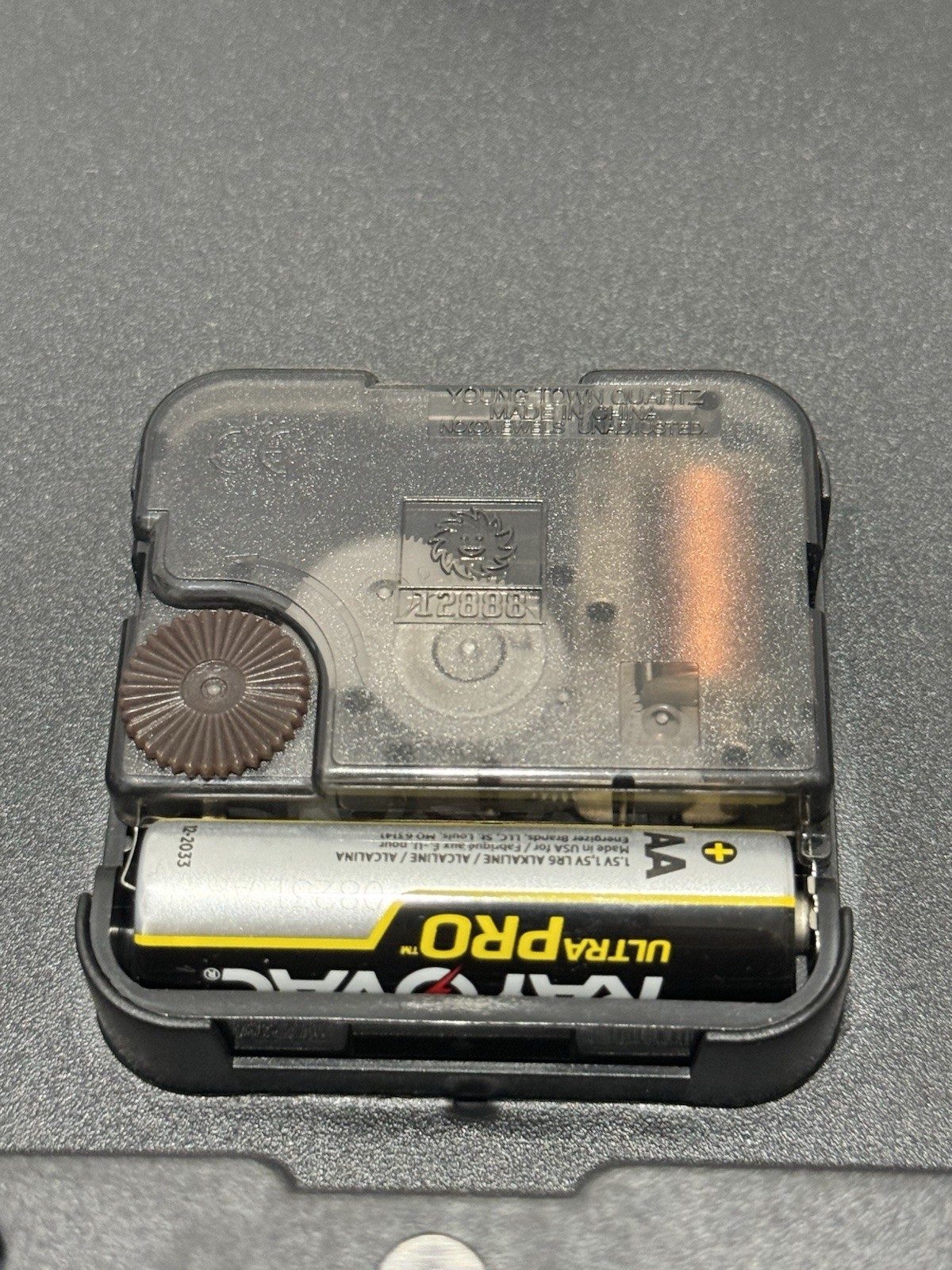 General Motors Oldsmobile Service 15" Neon Sign Clock 8OLDSM Working