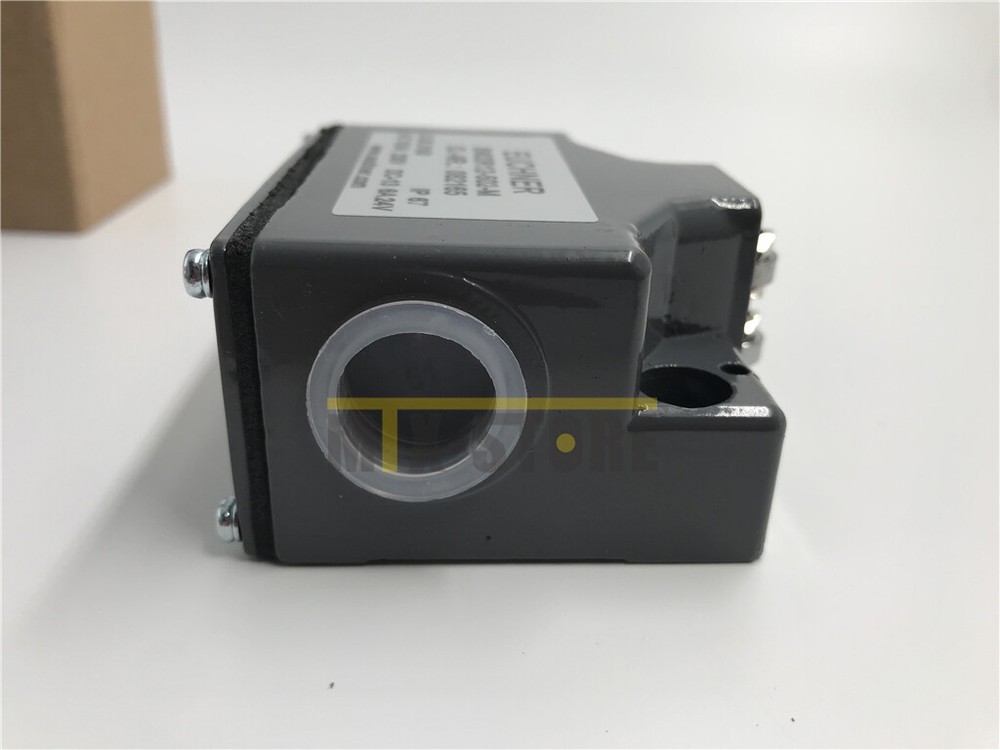 1pcs New EUCHNER Limit switch SN02R12-502-M