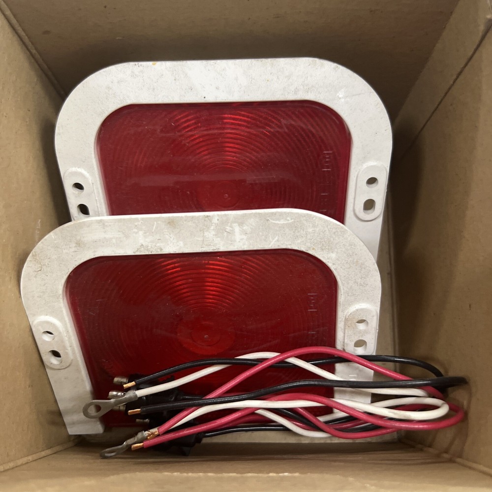 Truck-Lite 41006R 41 Series 3"x4" Red Rectangular Bolt-on Mount Tail Light