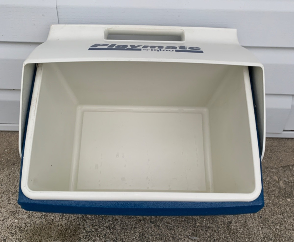 Playmate By Igloo Blue and White Cooler
