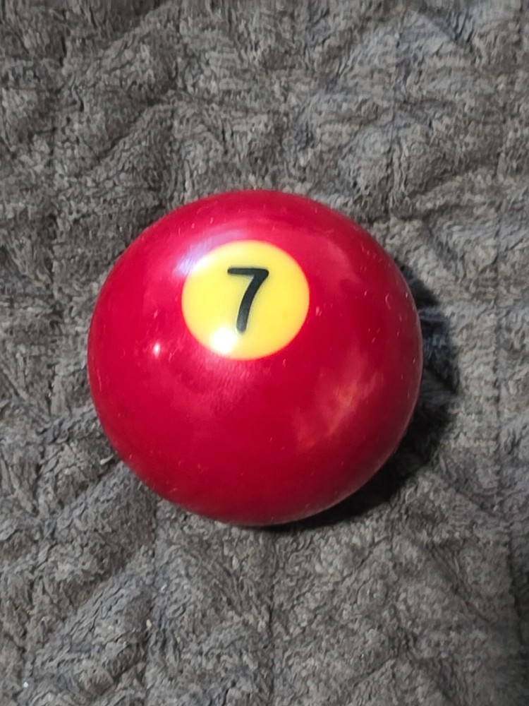 🎱Vintage Replacement Belgian (#7) Pool Ball~Billiards Solid Burgandy Ball 2"