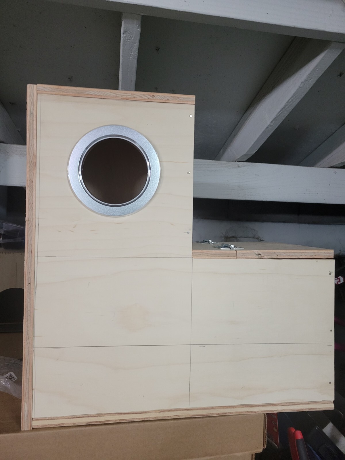 Boot Nest Box (14"x14"x7" 7" toe) Quakers, conures, indian ringneck, etc