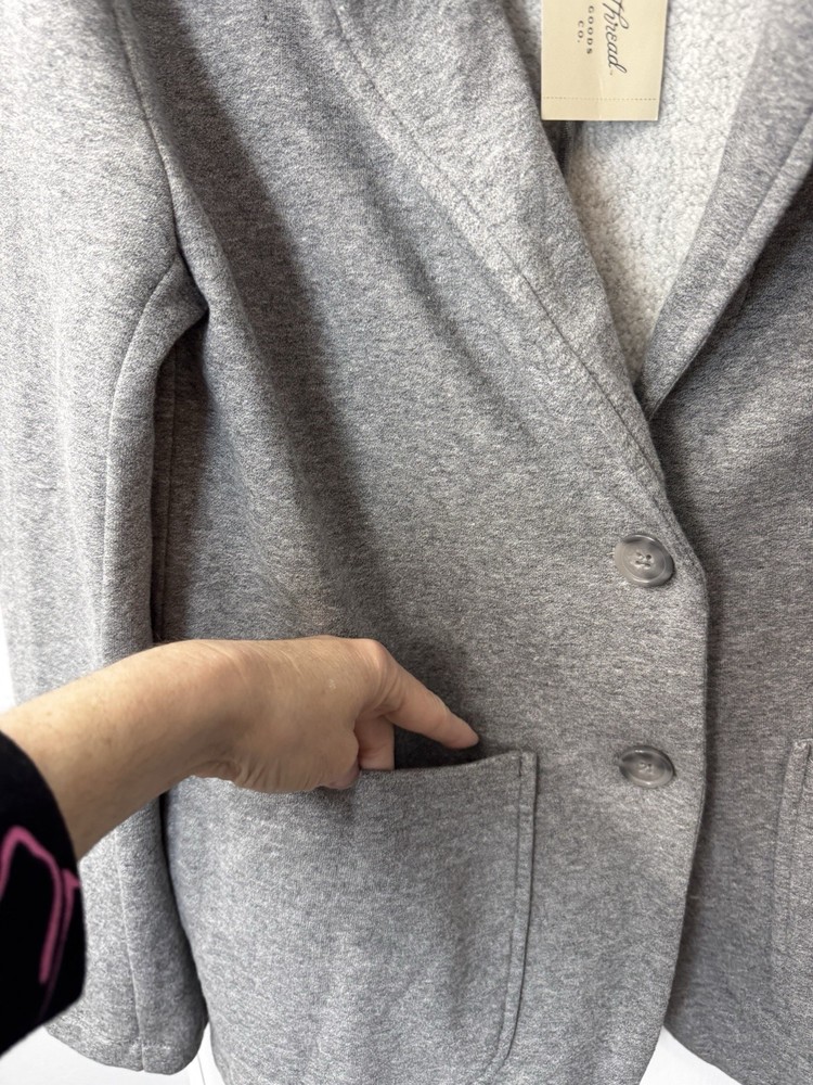 Universal Thread Gray Long Sleeve Jersey Button Pockets Blazer Size Small