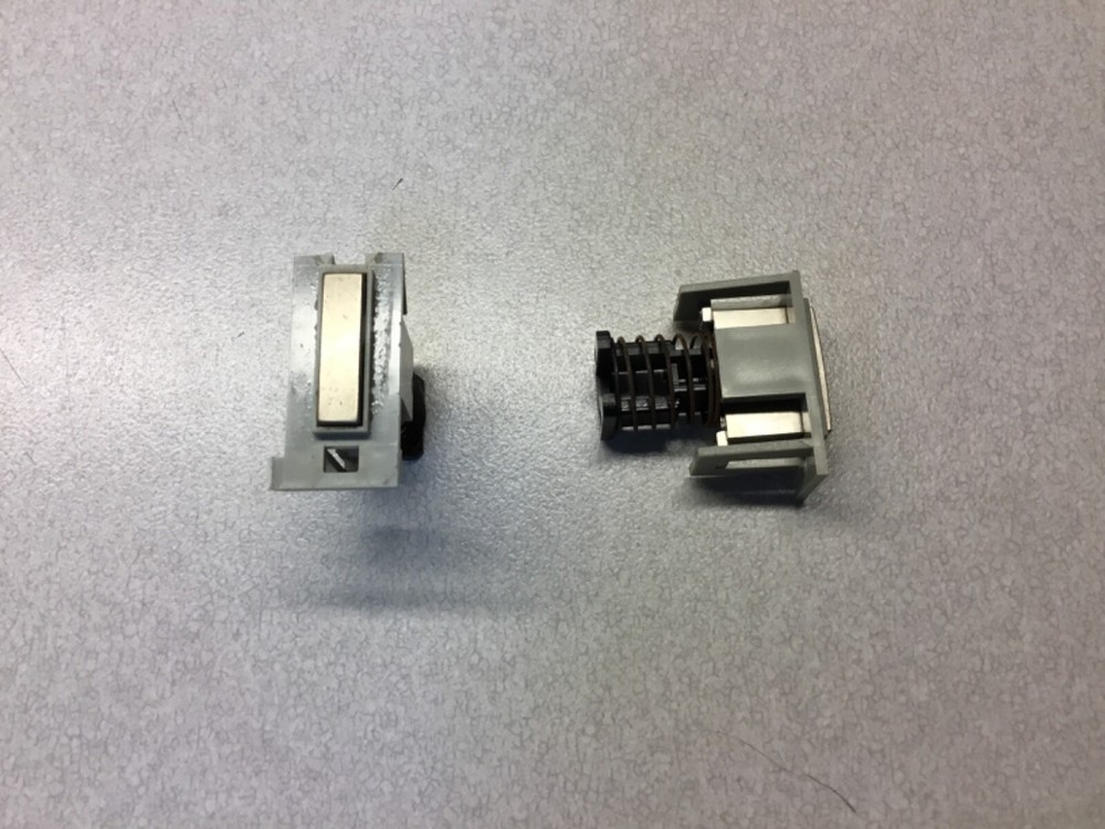 Harmon Kardon CD 391/491 - Push Button  #A662-CD391B - working.