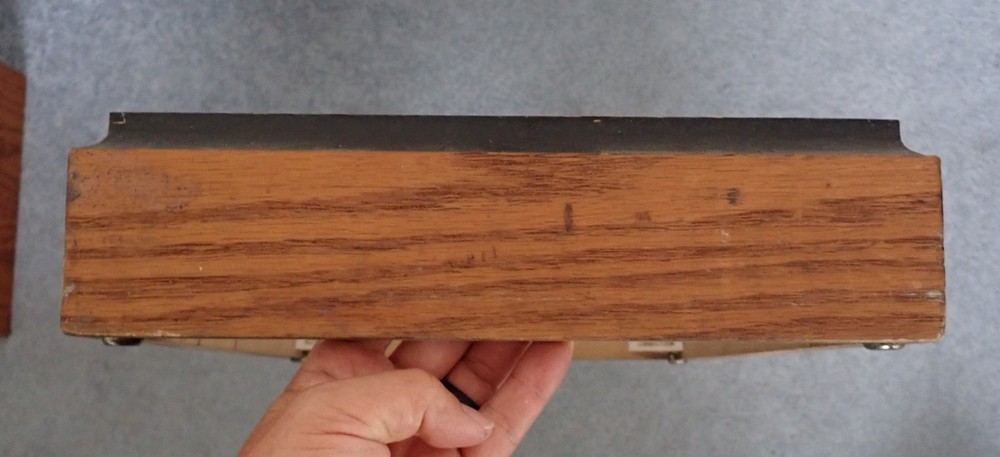 Single Klipsch Quartet Speaker Base in Good Condition