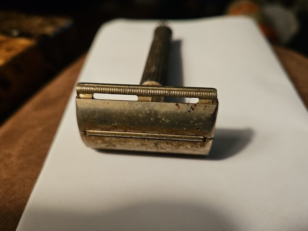 Vintage Collectible Razor Double Edge