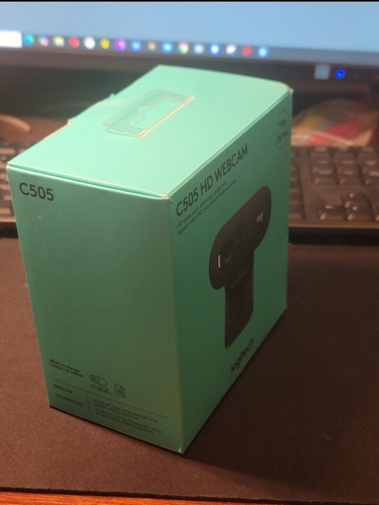 Logitech C505 Webcam 720p HD Webcam with Long-Range Mic Black New Open Box