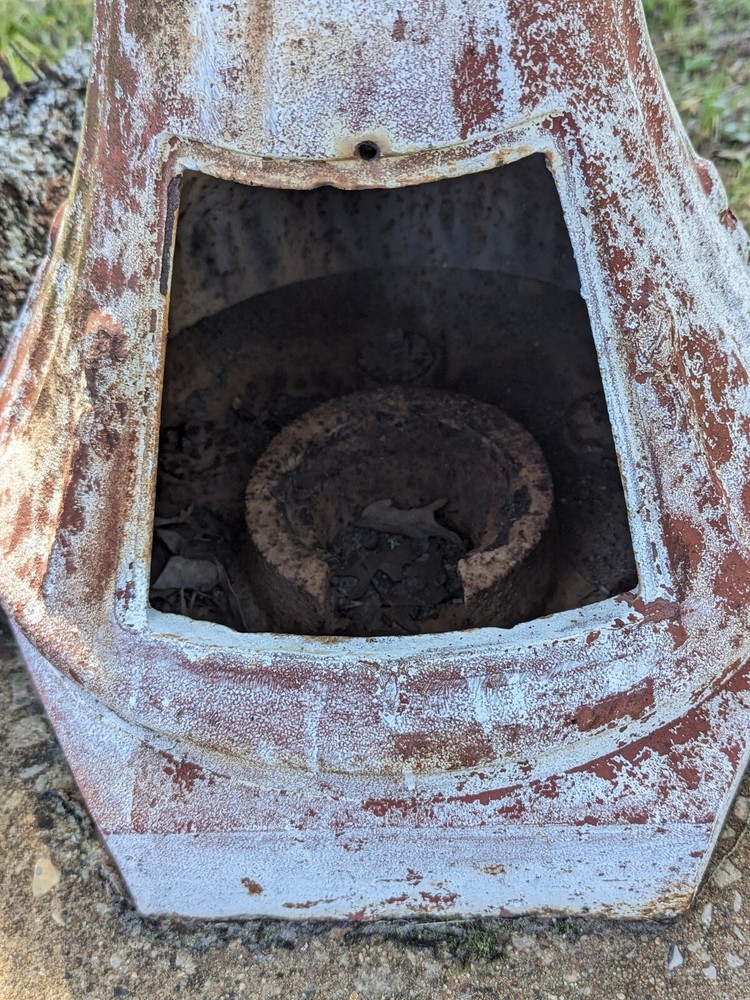 🚏22' ANTIQUE CAST IRON FLUTED LAMP POST, UNIQUE BASE WITH OPEN/CLOSE FEATURE!🚏