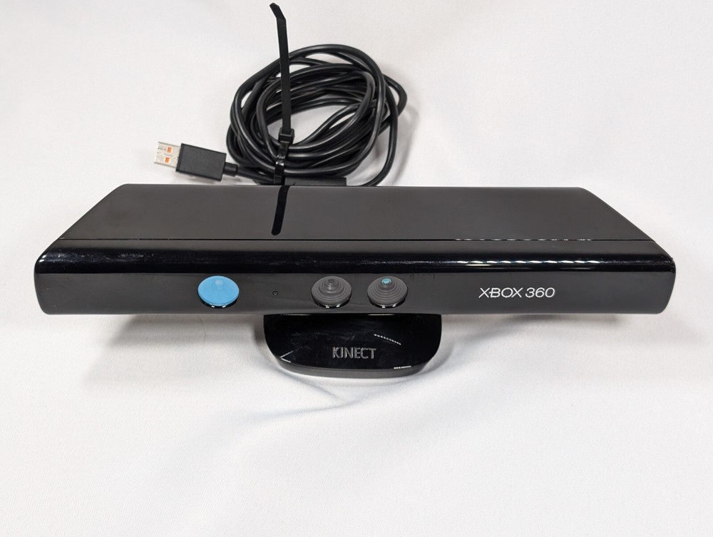 Microsoft Xbox 360 - Kinect - Model 1414 - Untested