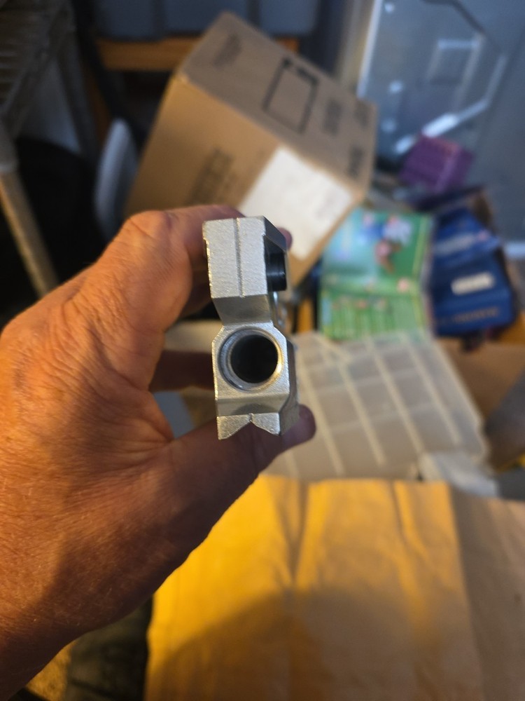 Transcat Lazer Laser Pointer missing bat cover