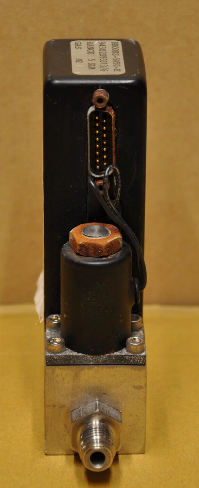 BROOKS 5850E SERIES MASS FLOW CONTROLLER - UNTESTED FOR PARTS ONLY
