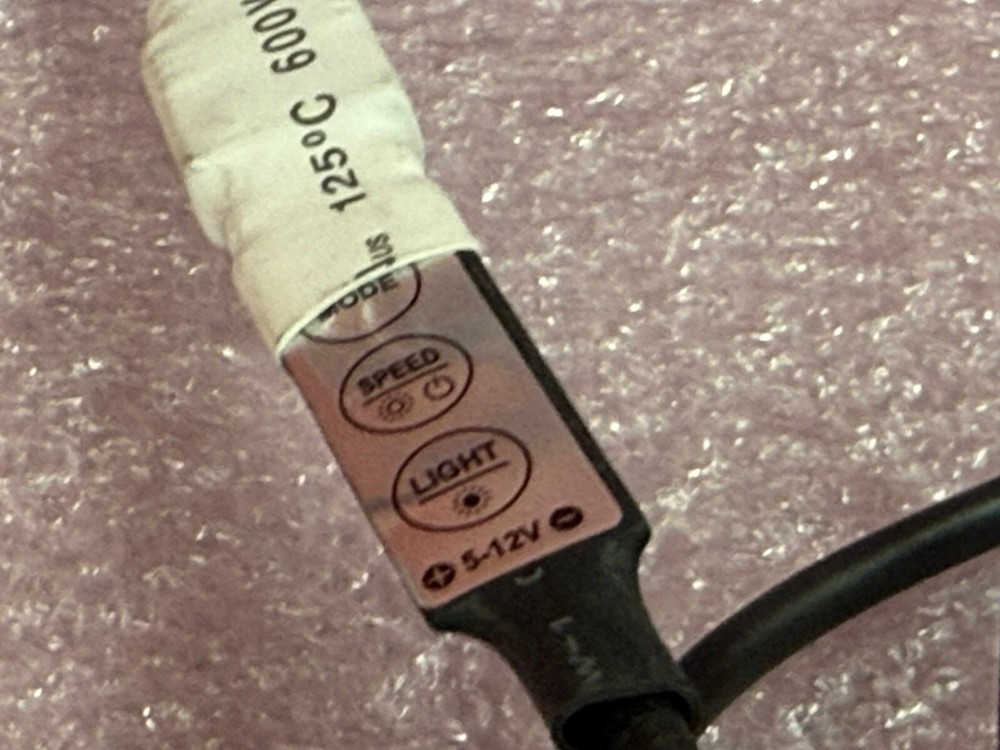 ASUS ROG LED STAND EMBLEM LOGO MULTICOLOR USB 2.0