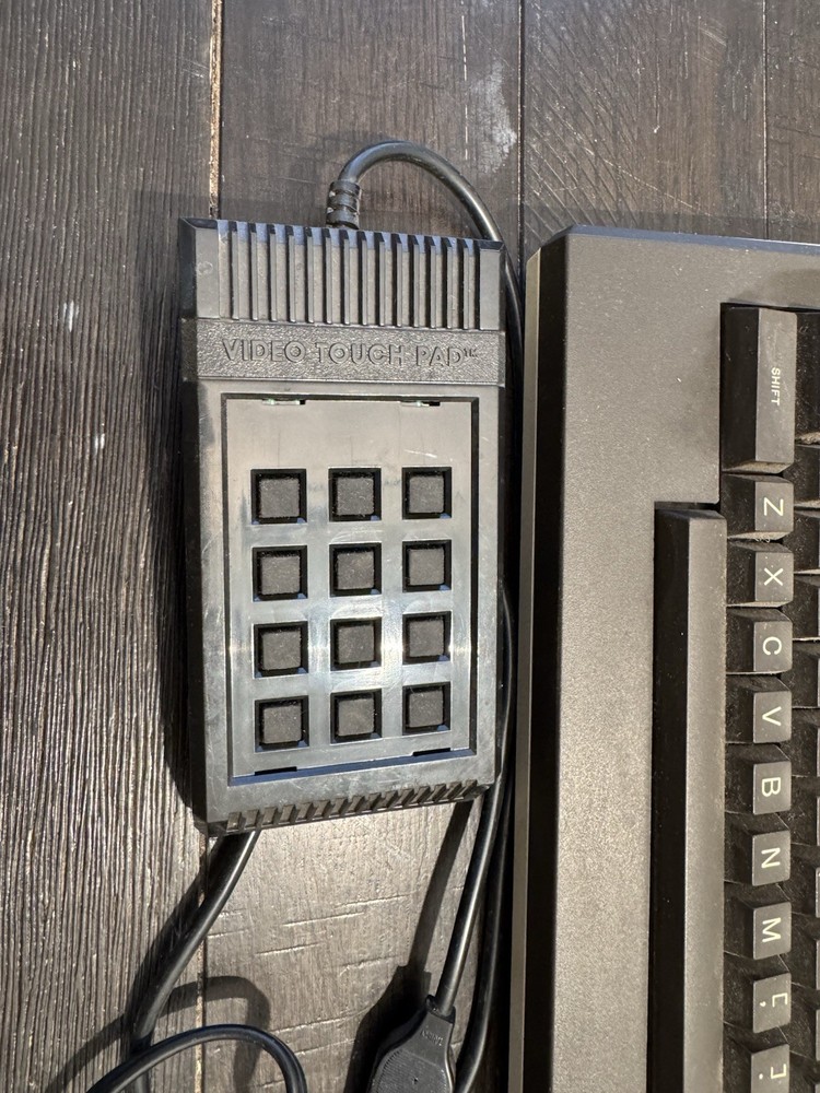 Vintage Atari 800XL Home Computer