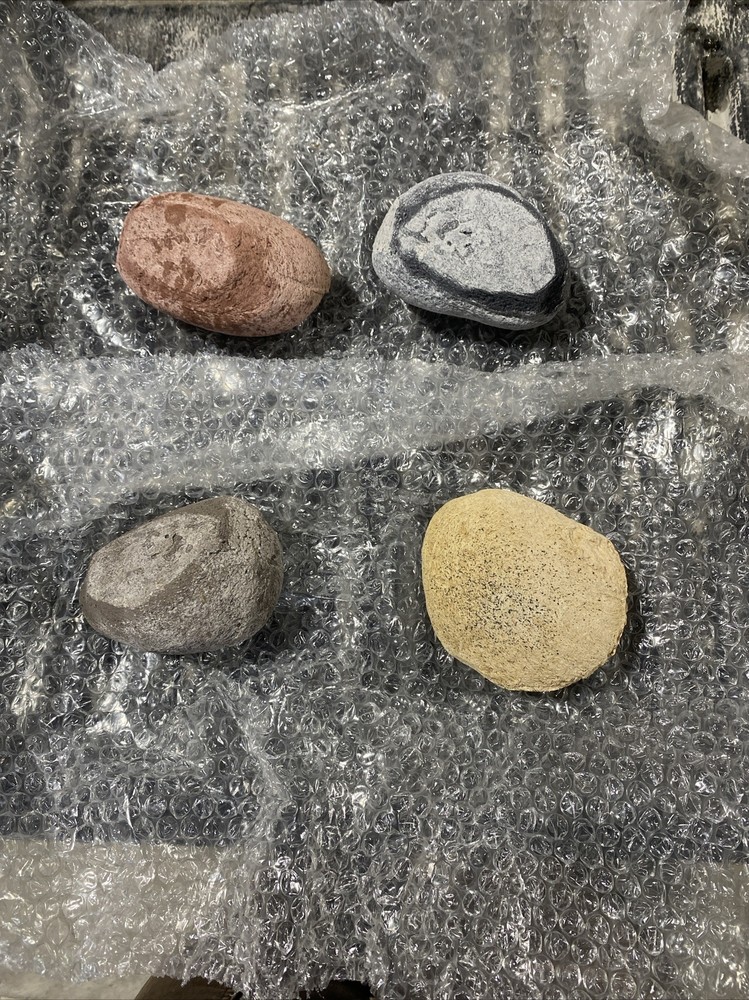 Gas fireplace rocks