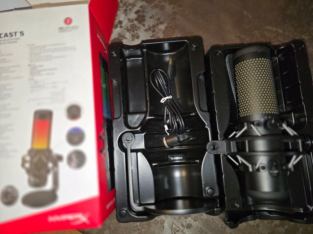 HyperX QuadCast S – RGB USB Condenser Microphone for PC, PS4, PS5 and Mac