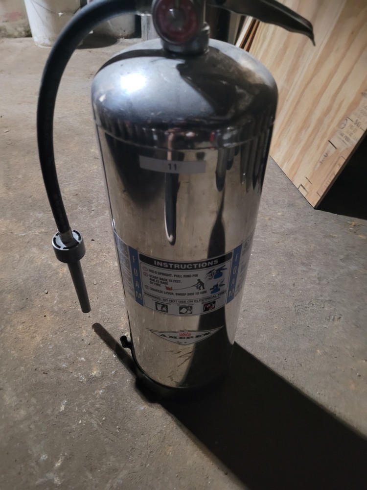 Amerex 2.5 Gallon FOAM Refillable Fire Extinguisher Class 2-A Model 252