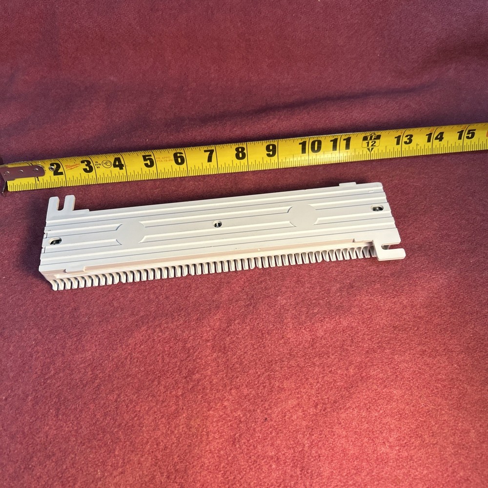 LEVITON S66M1-50 PUNCH DOWN BLOCK SPLICE PATCH PANEL CAT 5e