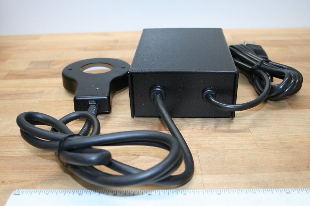 Microscope Illuminator Japan Model 313617 115VAC Missing Lamp