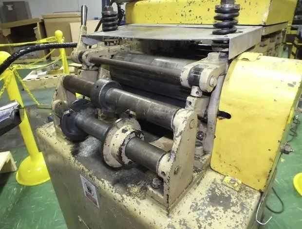 12″ LITTELL POWERED STRAIGHTENER MODEL# 412-7PD