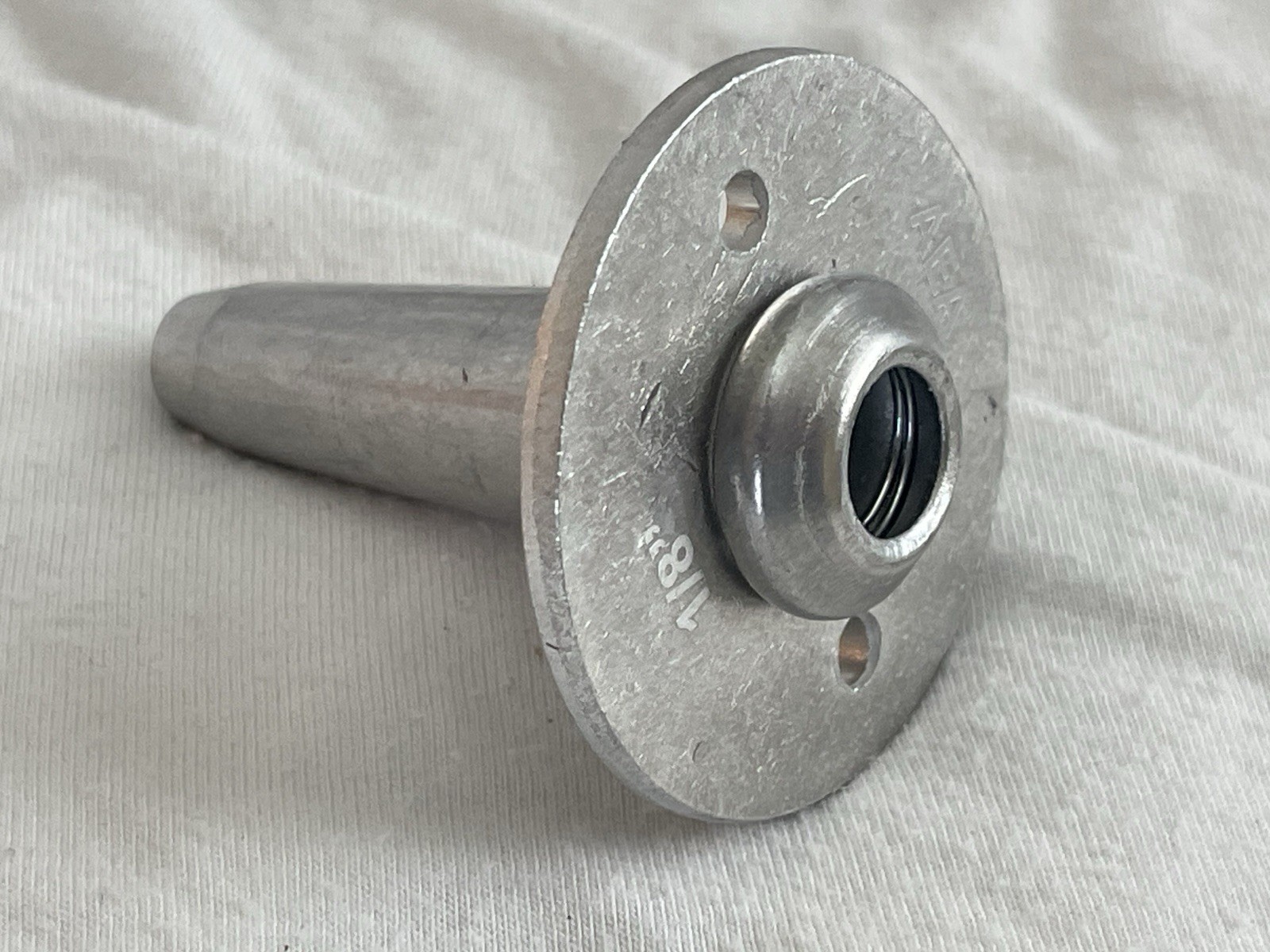 QV18 Quickvise 2-1/2" long 1-3/4" round flange for terminating cable AEA