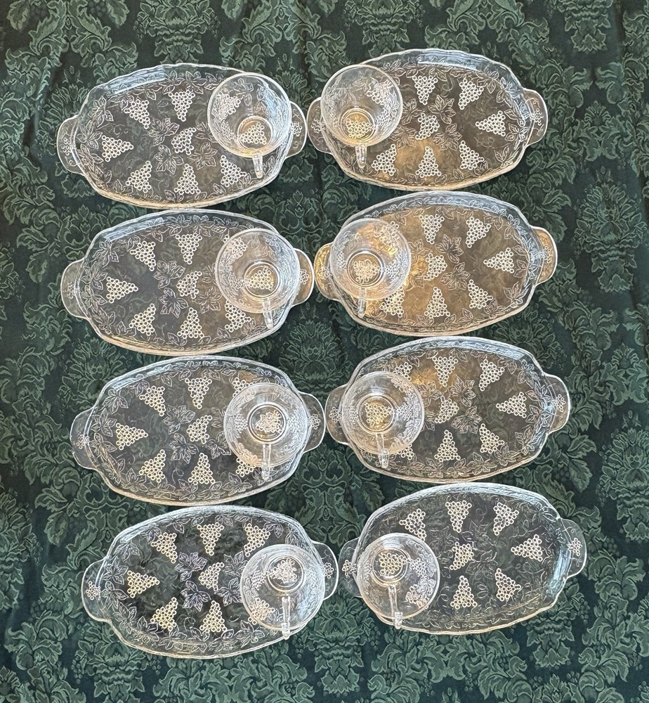 ANCHOR HOCKING 16 Piece Glass Snack Set GRAPE PATTERN Two Full Sets.