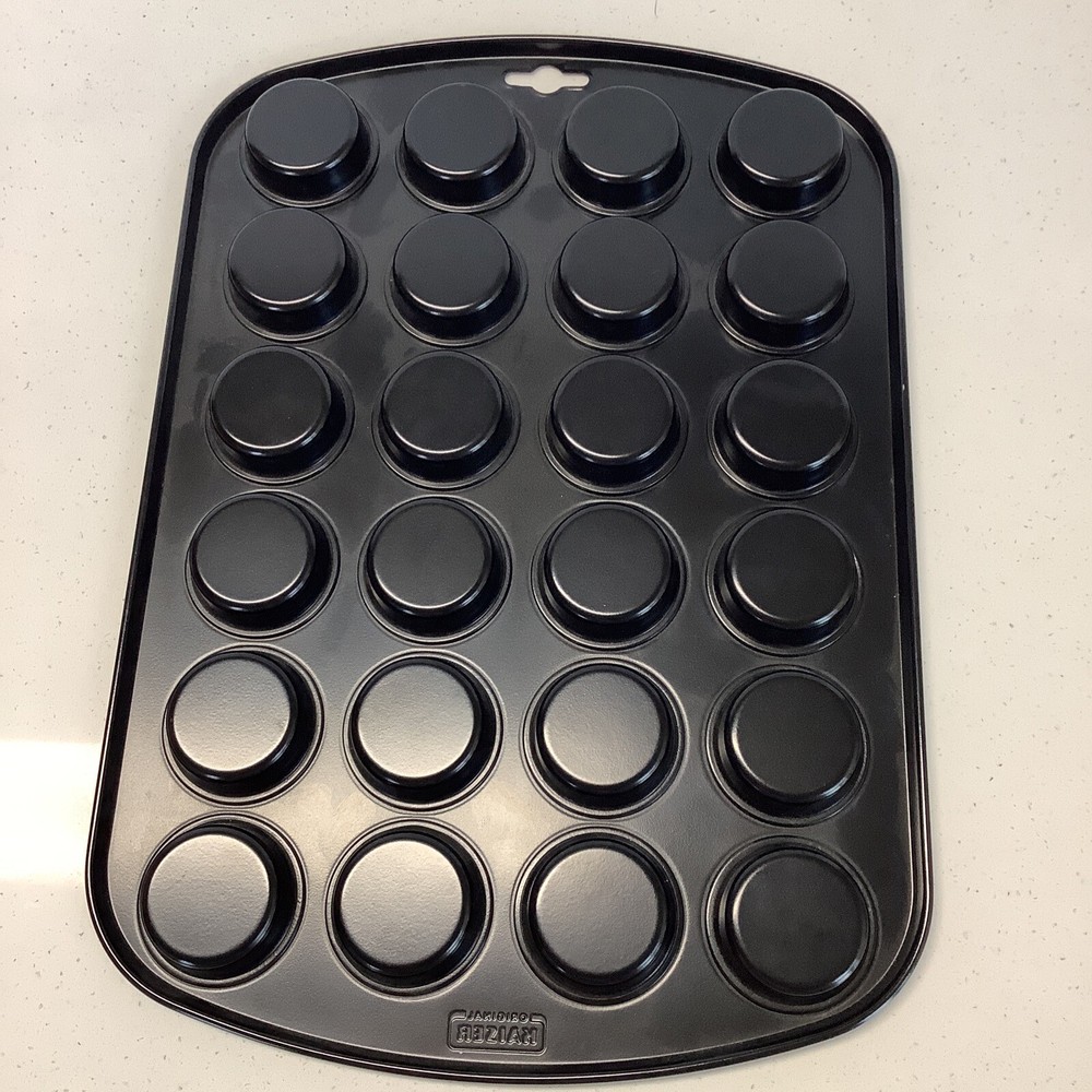 Kaiser Creativ 24 Push Up Cake Backform NEW