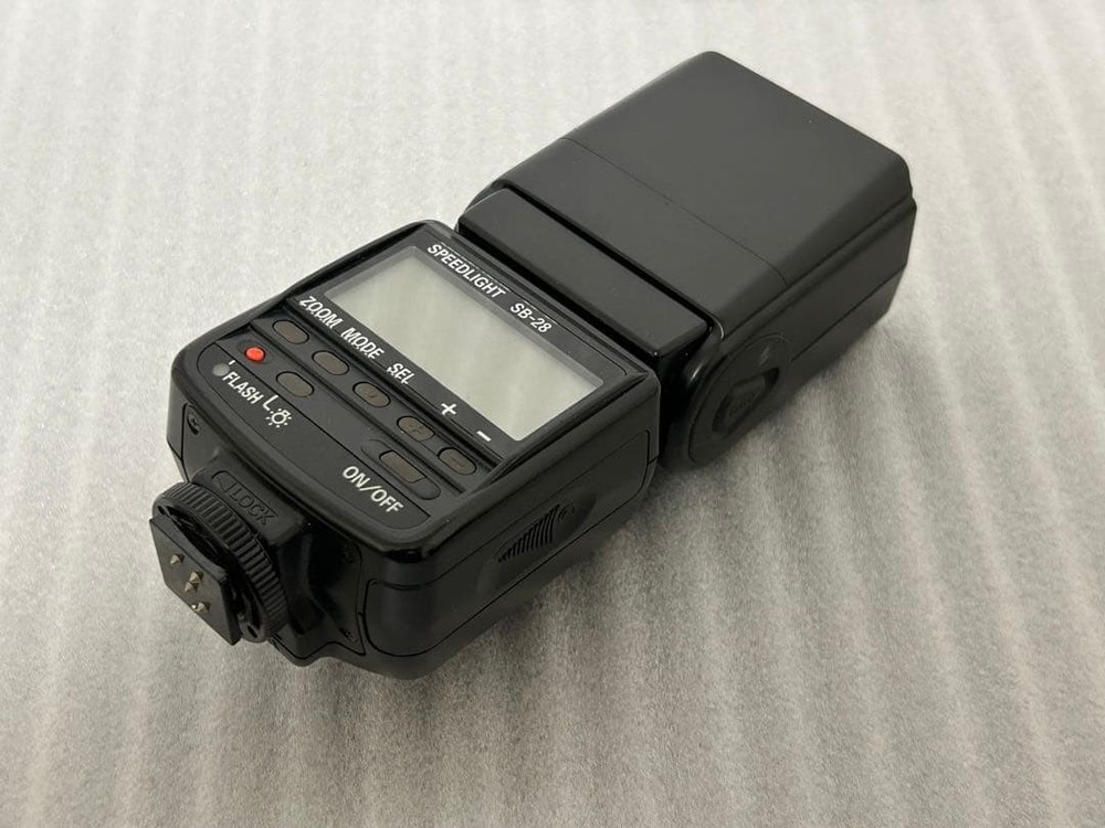 Nikon Speedlight Sb-28 152 Camera