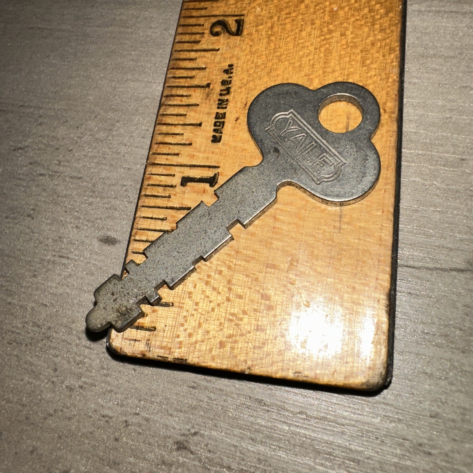 Antique Yale & Towne Flat Key #26 Original