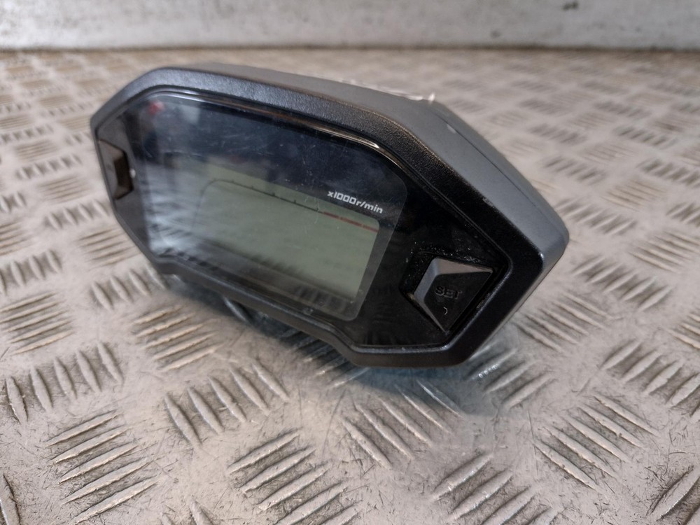 HONDA MSX 125 Clock