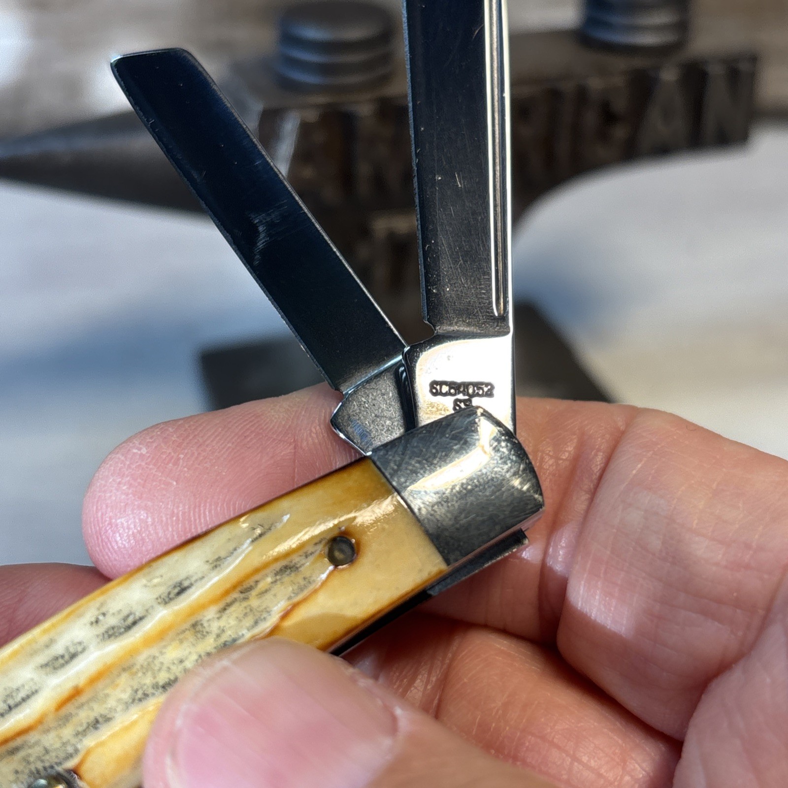 Case XX SC64052 1993 4 Blade Congress Pocket Knife Second Cut Bone Stag