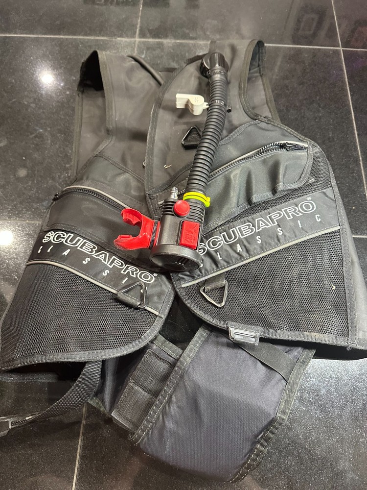 Scubapro Classic BCD Vest Scuba Diving Vest Medium