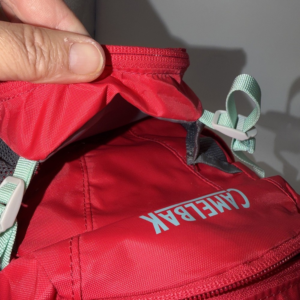 CAMELBAK Mini Mule M.U.L.E. Pink Hydration Backpack With Bladder 1.5L Hiking EUC