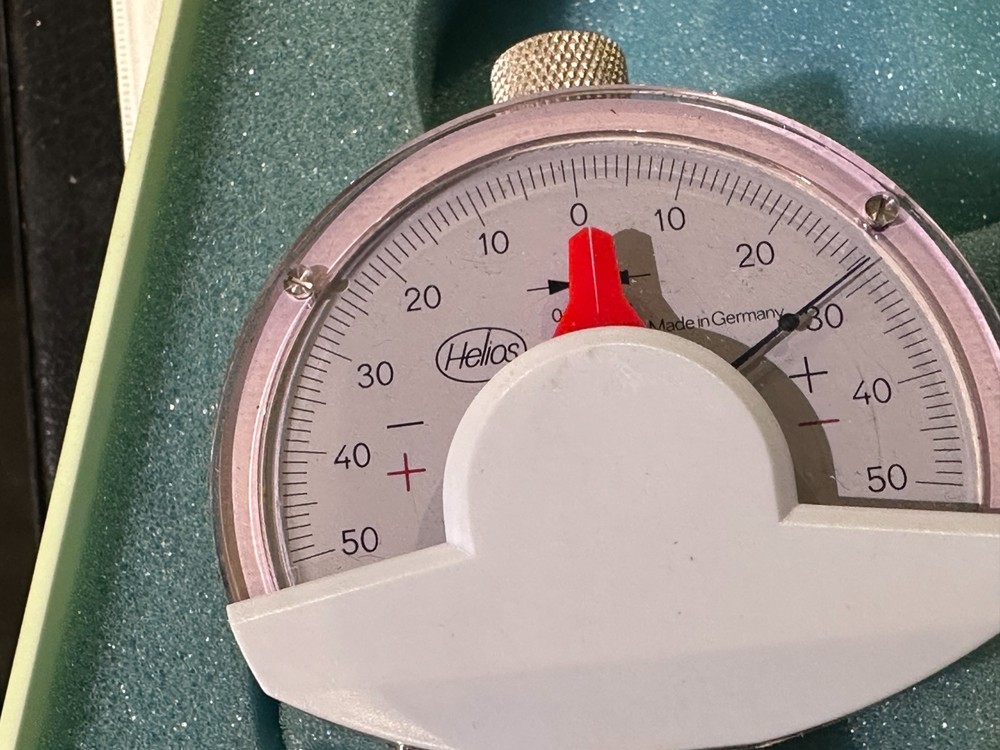 Helios # 243-0 Dial Comparator w/Remote Cable & Case