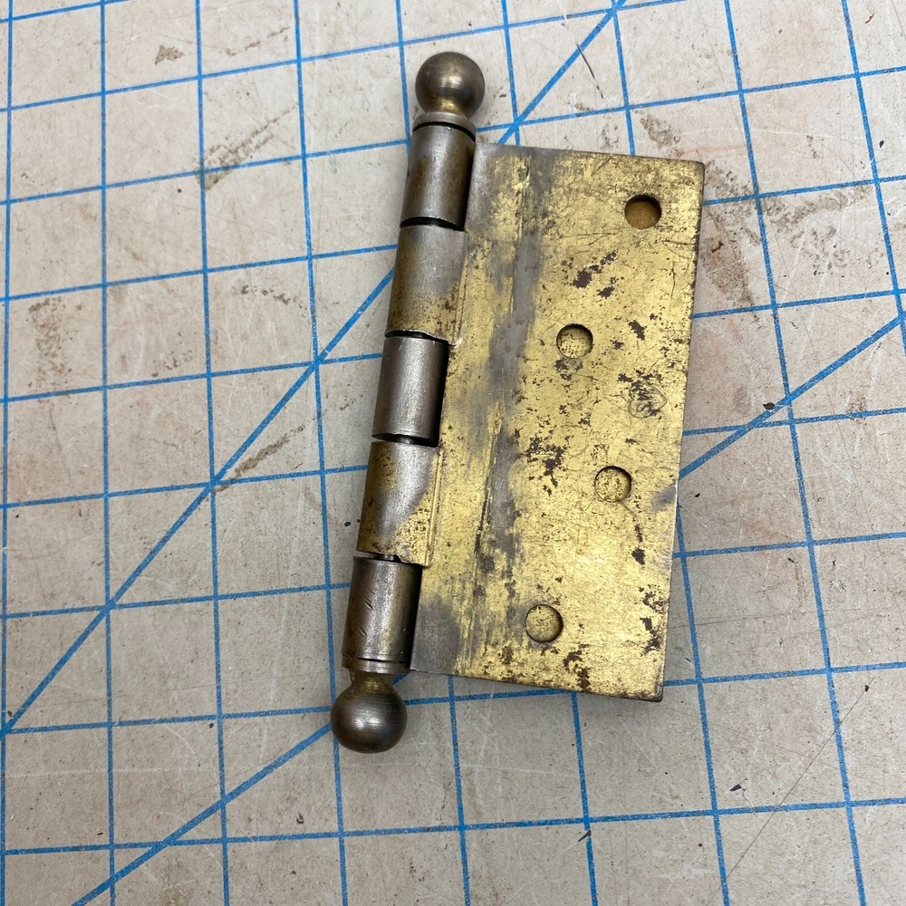 4.5 x 4.5 Door Hinge with Ball Tips