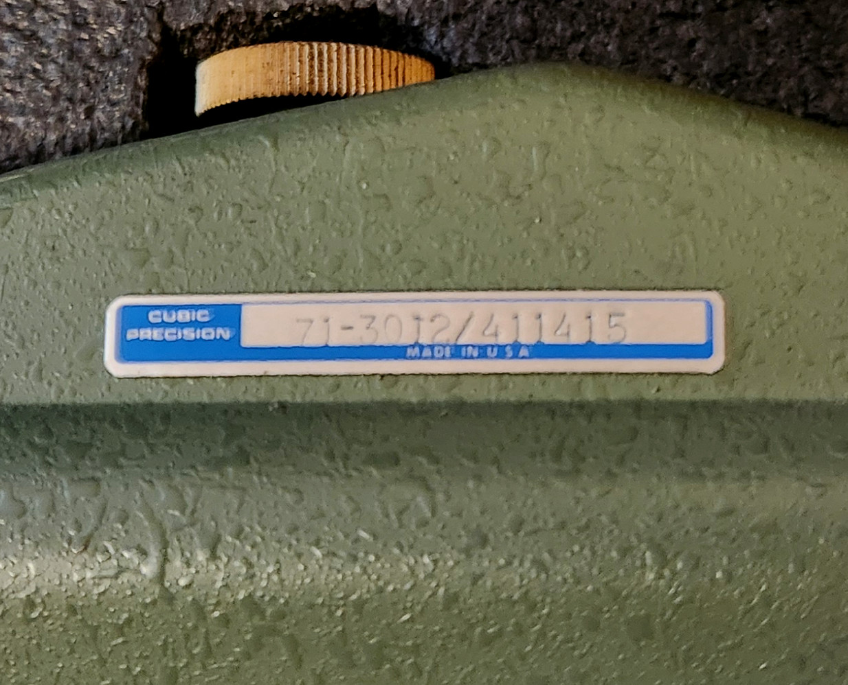 Cubic Precision K&E 71-3012 Optical Level 1 arc sec.. Includes 71-1111 opt mic