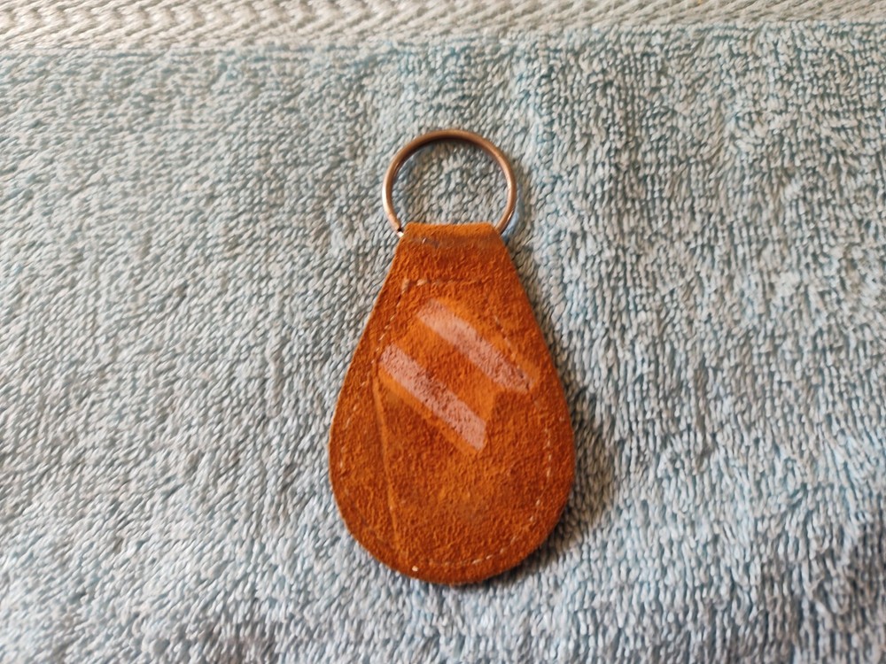 Lincoln Mark IV Suede Leather Keychain Ring