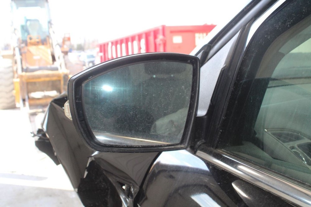 2015 Ford Escape 8 Screen Display OEM Used - Reprogramming Required