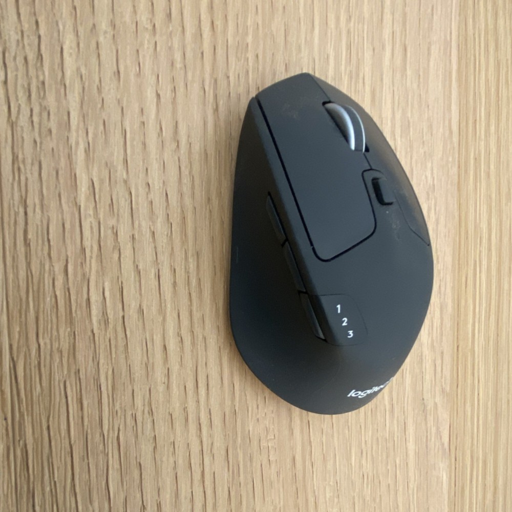 Logitech K850 Wireless Ergonomic Keyboard & Mouse Bundle Black