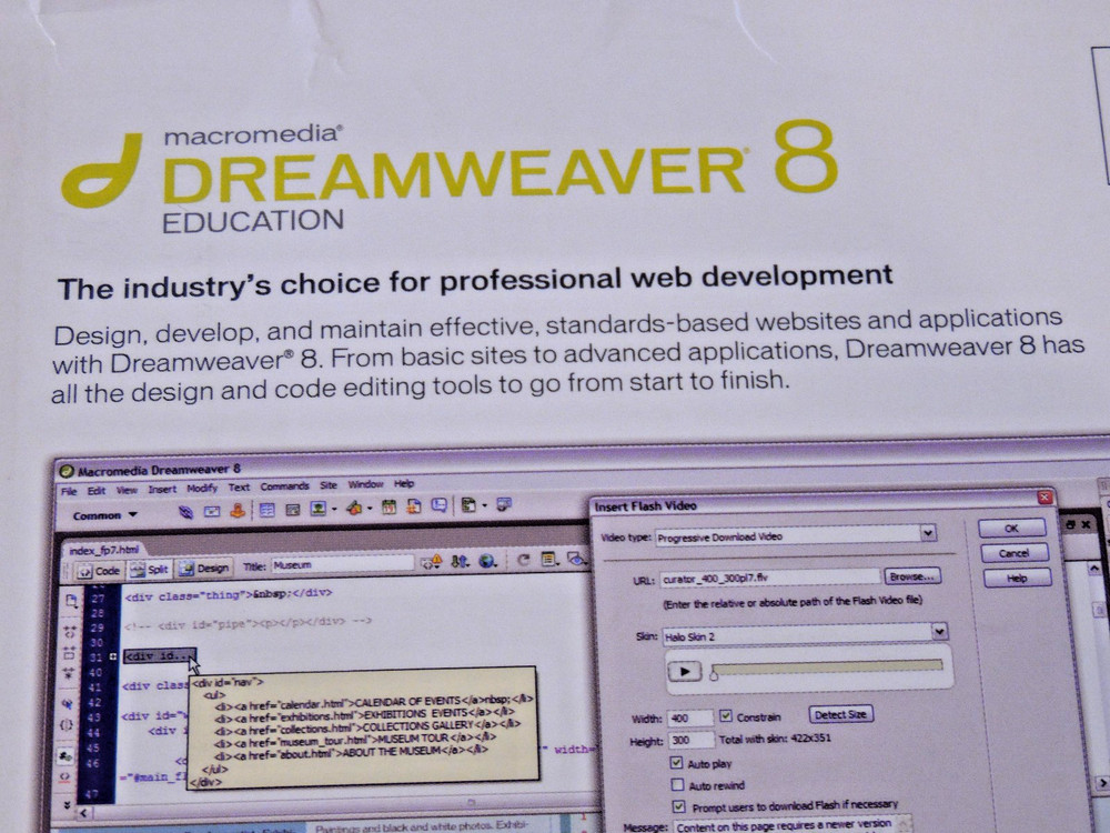 Macromedia Dreamweaver 8 * EDUCATION Version * CD-ROM Win XP/Mac - Used in Box