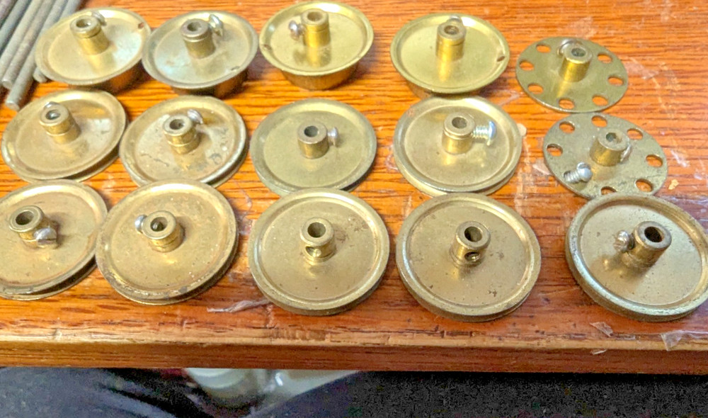 15 pc early brass plate A.C. GILBERT ERECTOR SET pulleys plus